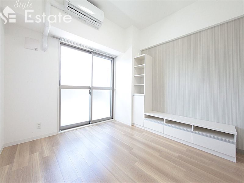 居室・リビング　内装