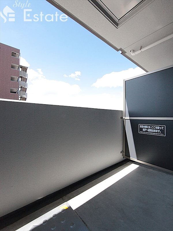 バルコニー　バルコニー