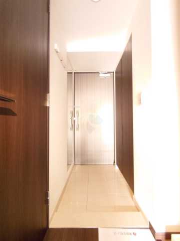 玄関　コンフォリア世田谷上馬