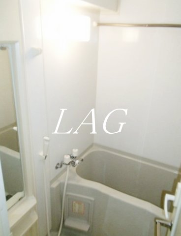 バス・シャワールーム　お風呂です。