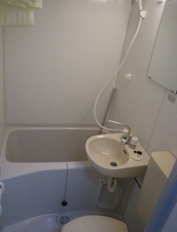 バス・シャワールーム