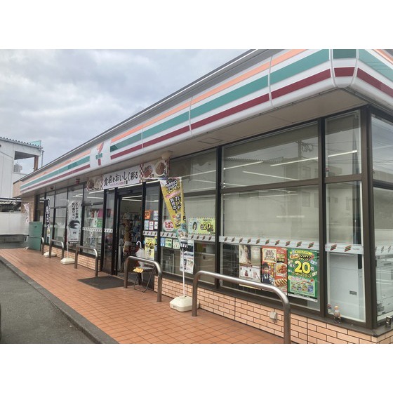コンビニ　セブンイレブン熊本花園１丁目店（コンビニ）まで447m