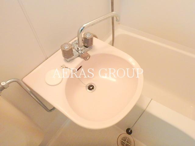 洗面設備　同仕様