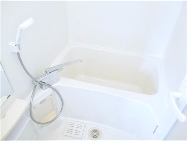 バス・シャワールーム　嬉しい浴室乾燥機付き♪