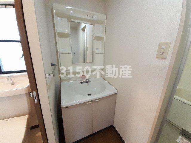 洗面設備　広い洗面スペース