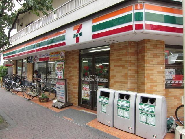 コンビニ　セブンイレブン（コンビニ）まで340m