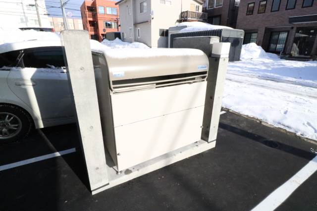 その他共有部分　専用ゴミステーション♪