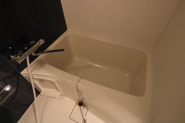 バス・シャワールーム　綺麗な浴室です♪