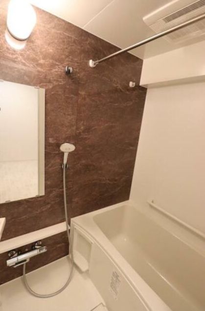 バス・シャワールーム　バス