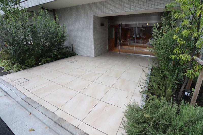 エントランス　エントランス