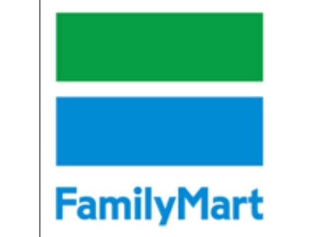 コンビニ　ファミリーマート難波中三丁目店（コンビニ）まで232m