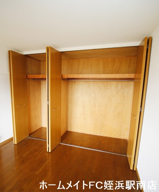 収納　★壁一面の収納スペース！★参考写真