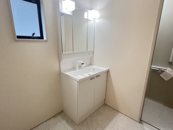 洗面設備　同仕様タイプ