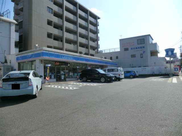 コンビニ　ローソン八幡鷹の巣店（コンビニ）まで51m
