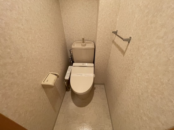 トイレ　※別部屋の写真です
