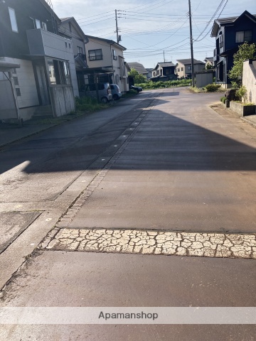 その他　前面道路（その他）まで0m