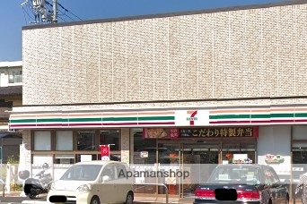 コンビニ　セブンイレブン（コンビニ）まで387m