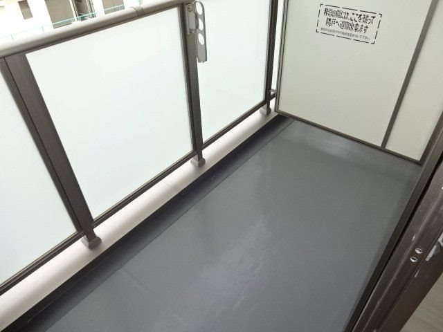 バルコニー　※別のお部屋の写真です