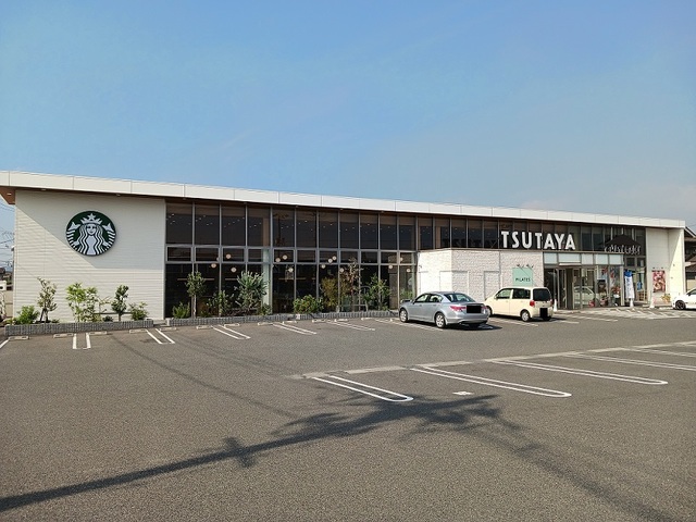 レンタルビデオ　ツタヤ新涯店（レンタルビデオ）まで1100m