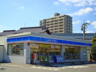 コンビニ　☆ローソン 小倉富士見二丁目店（コンビニ）まで520m
