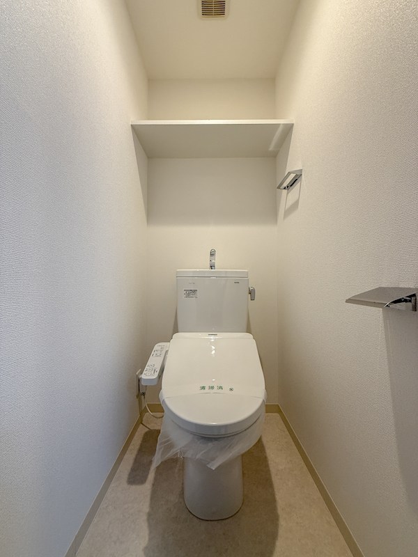 エステムコート神戸元町2ブリーズのトイレ写真