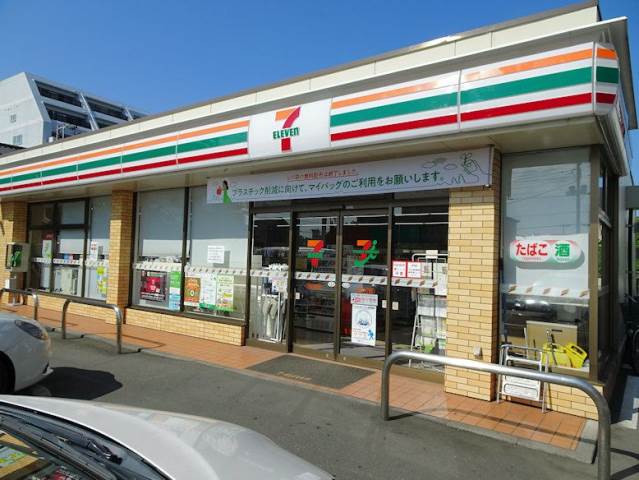 コンビニ　セブンイレブン 大宮桜木4丁目店（コンビニ）まで420m