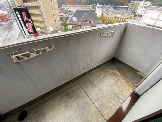 バルコニー　※別号室の写真です