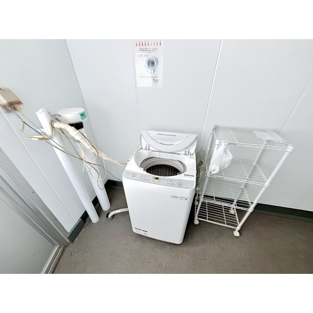 その他　洗濯機は各フロア共同になります。