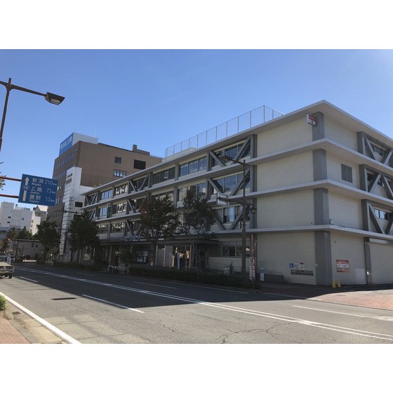郵便局　長野中央郵便局（郵便局）まで478m