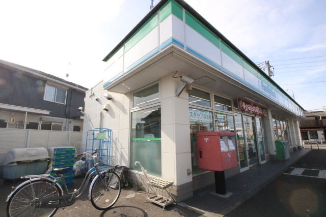 コンビニ　ファミリーマート　中村東宿町店（コンビニ）まで391m