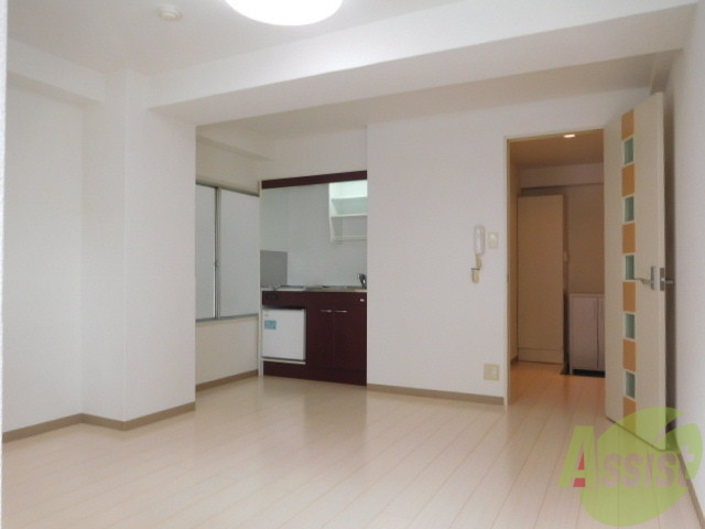 その他部屋・スペース　ホワイトフローリング明るいお部屋です