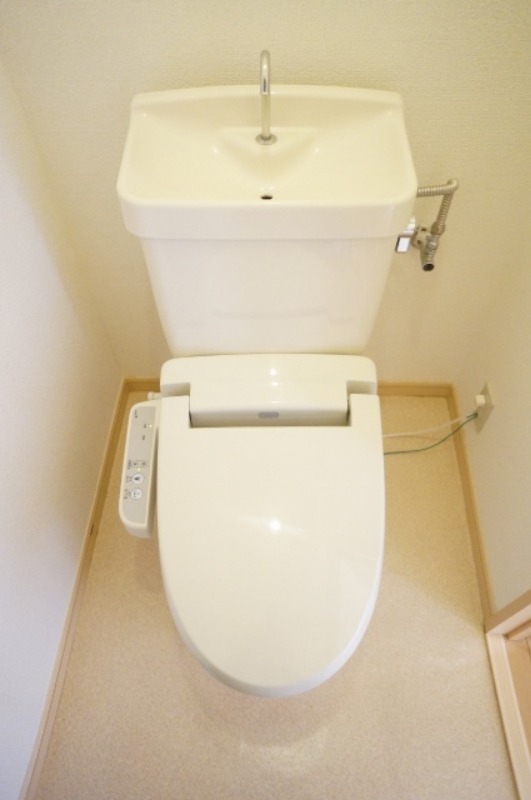 トイレ　図面と現状に相違がある場合には現状を優先