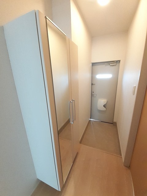 玄関　シューズボックス付きの玄関です★