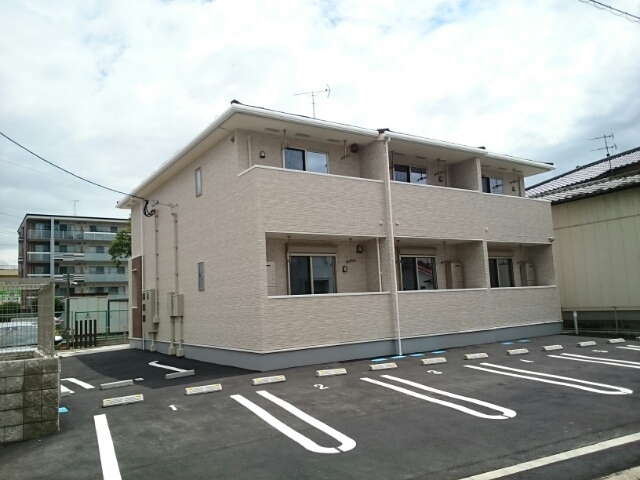エントランス　綺麗なエントランスです★