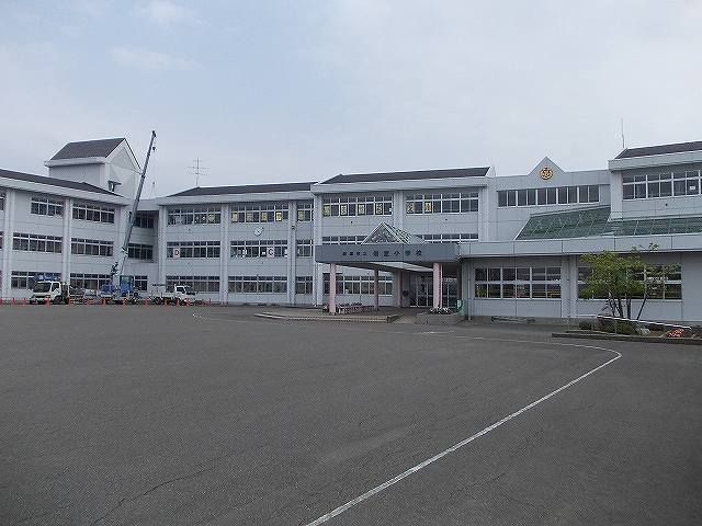 小学校　岩室小学校（小学校）まで1700m