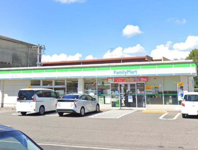 コンビニ　ファミリーマート沖野上一丁目店（コンビニ）まで386m
