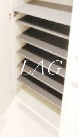 玄関　玄関です。