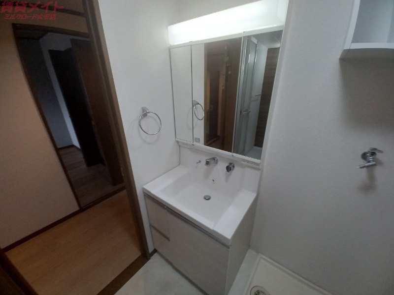 洗面設備　別部屋参考写真