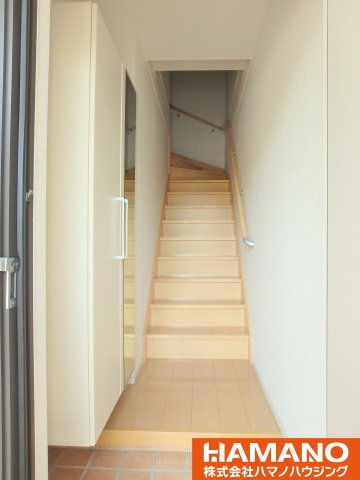 玄関　落ち着いた玄関です