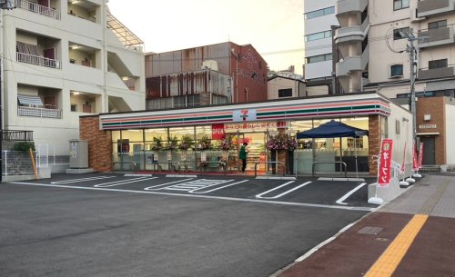 コンビニ　セブンイレブン長崎御船蔵町店（コンビニ）まで356m