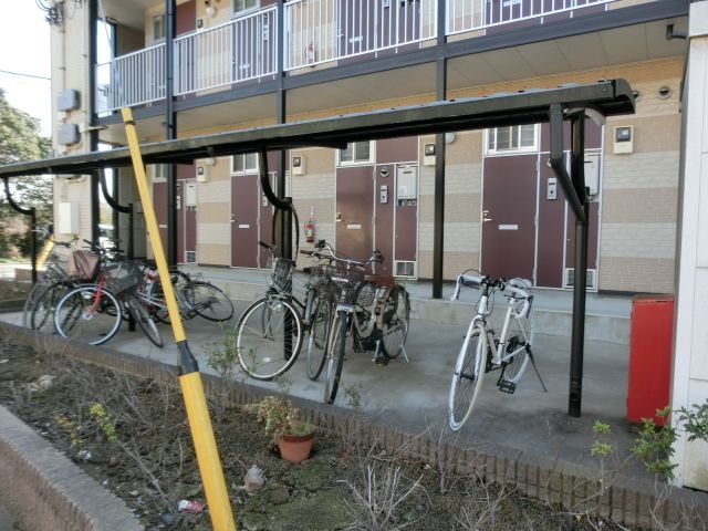 その他共有部分　屋根付きの駐輪場