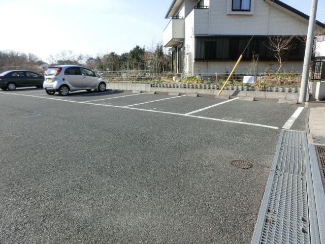 駐車場　敷地内の駐車場