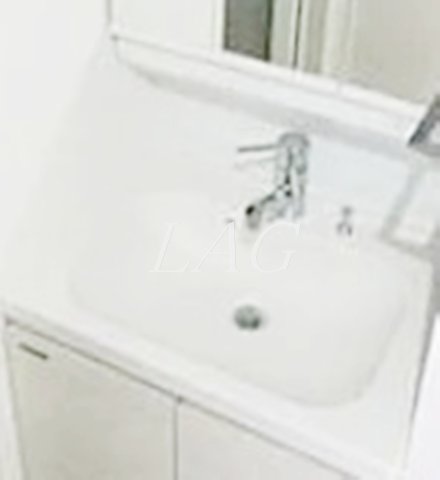 洗面設備　独立洗面台です。