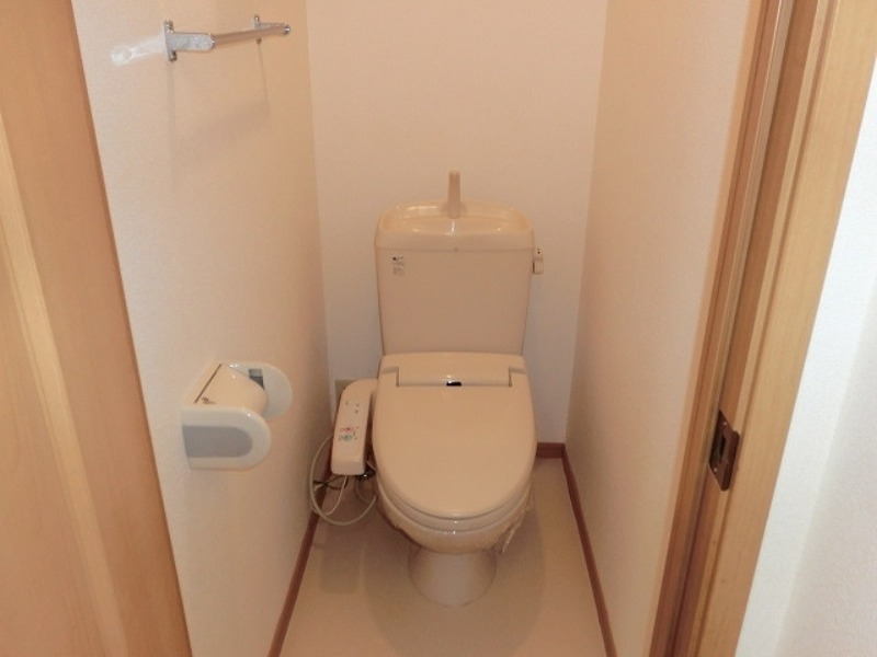 トイレ　図面と現状に相違がある場合には現状を優先