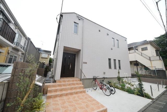 建物外観　★2019年築の築浅物件です★