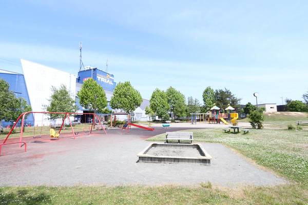 公園　厚別いなり公園（公園）まで657m