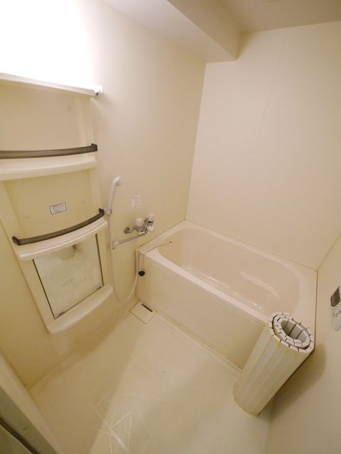 バス・シャワールーム　別部屋参考写真