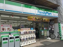 コンビニ　ファミリーマート文京音羽一丁目店（コンビニ）まで175m
