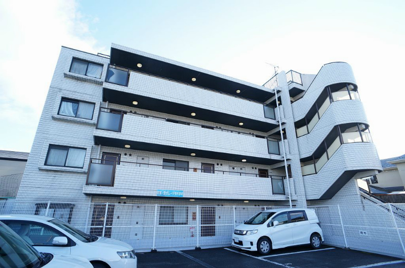 建物外観　全室南向きです