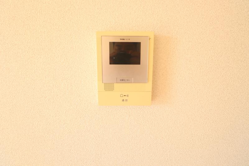 セキュリティ　モニター付きインターホン